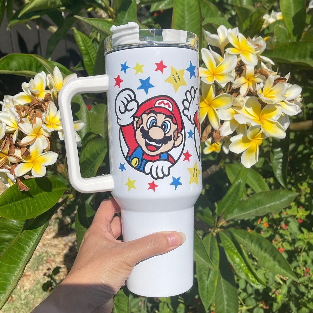 Nintendo Super Mario Bros Tumbler 40 oz umbler with hand carry handle. Brand New